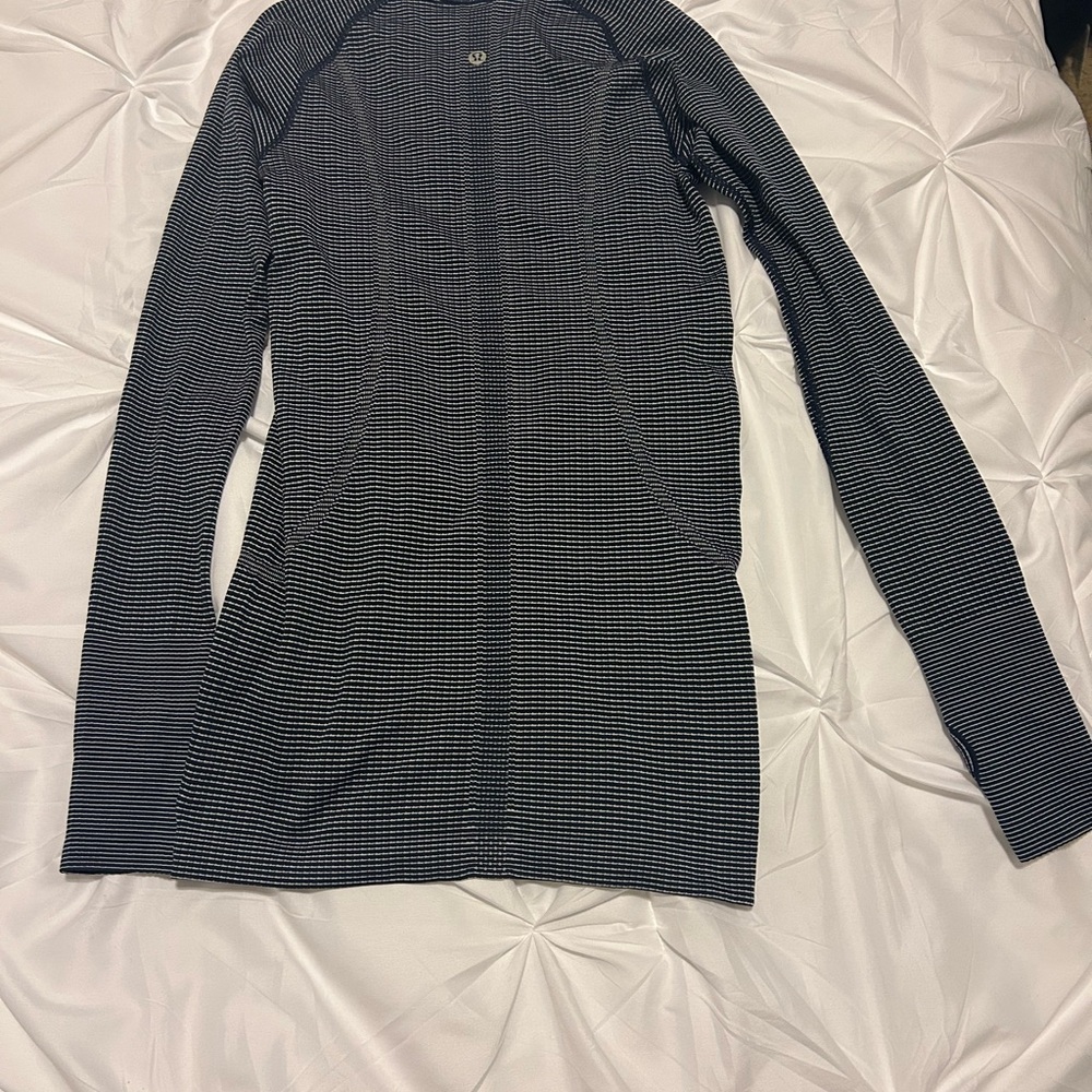 Lululemon Women’s Swiftly Tech Long Sleeve